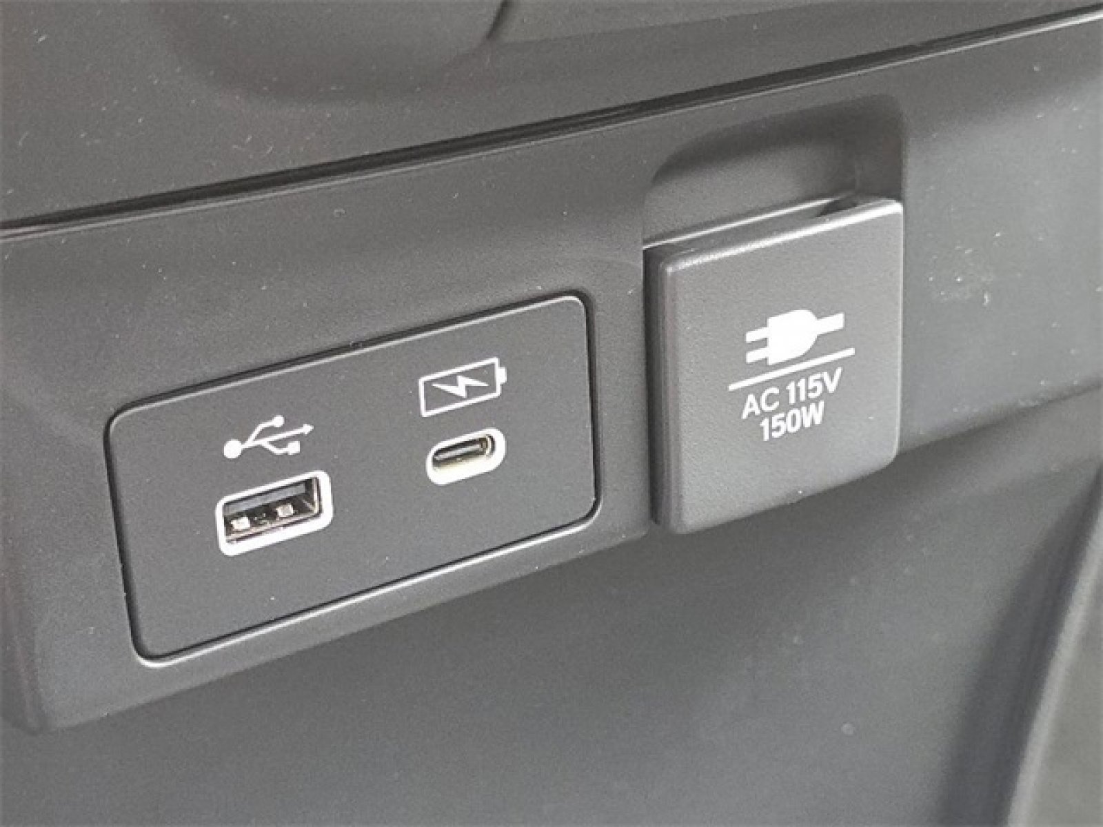 New 2026 Honda Odyssey Touring image 18