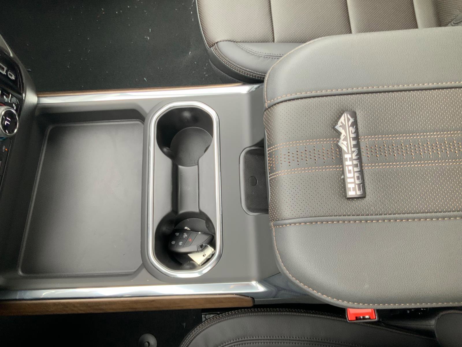 New 2026 Chevrolet Silverado 2500 High Country w/ High Country Premium Package AWD/4WD image 25