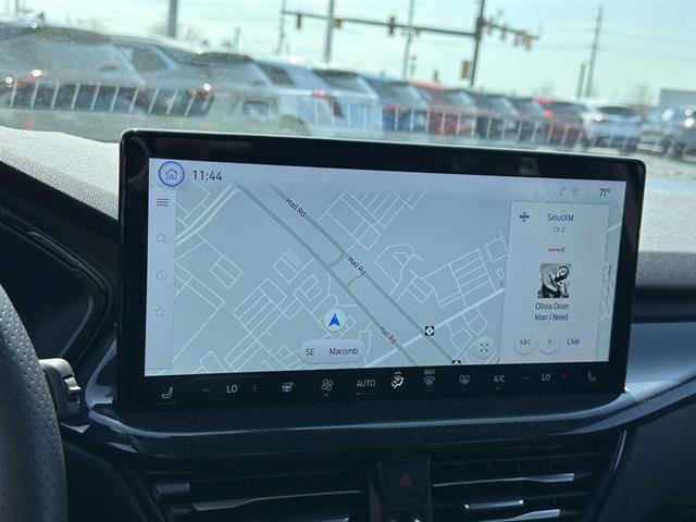 Used 2024 Ford Escape ST-Line Select w/ Tech Pack #2 AWD/4WD image 18