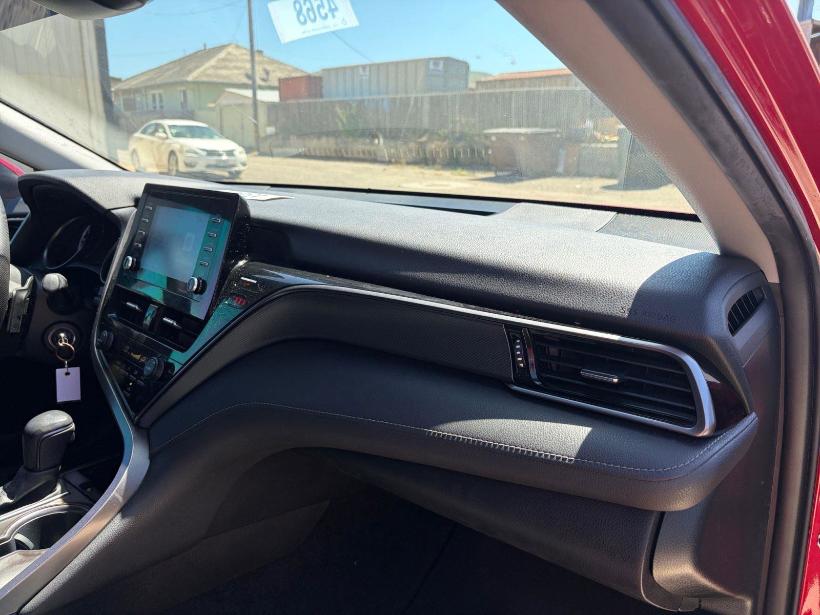 Certified 2022 Toyota Camry SE w/ Carpet Mat Package (TMS) image 25