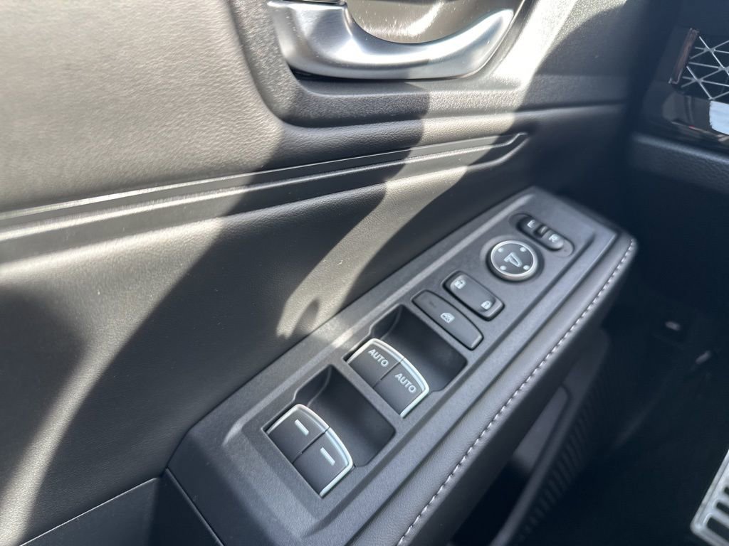 Used 2023 Honda Accord Sport image 25