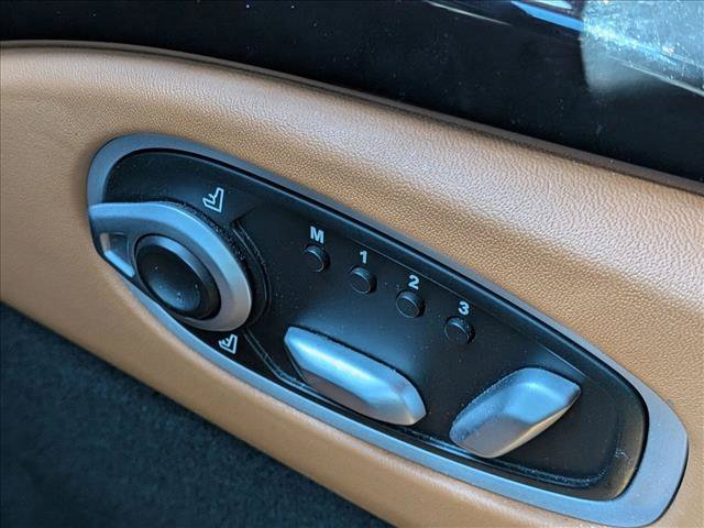 Used 2022 Aston Martin V8 Vantage Coupe RWD image 15