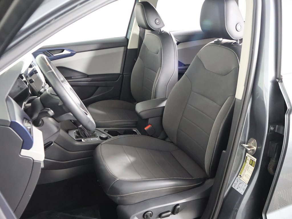 Used 2022 Volkswagen Taos SE image 27