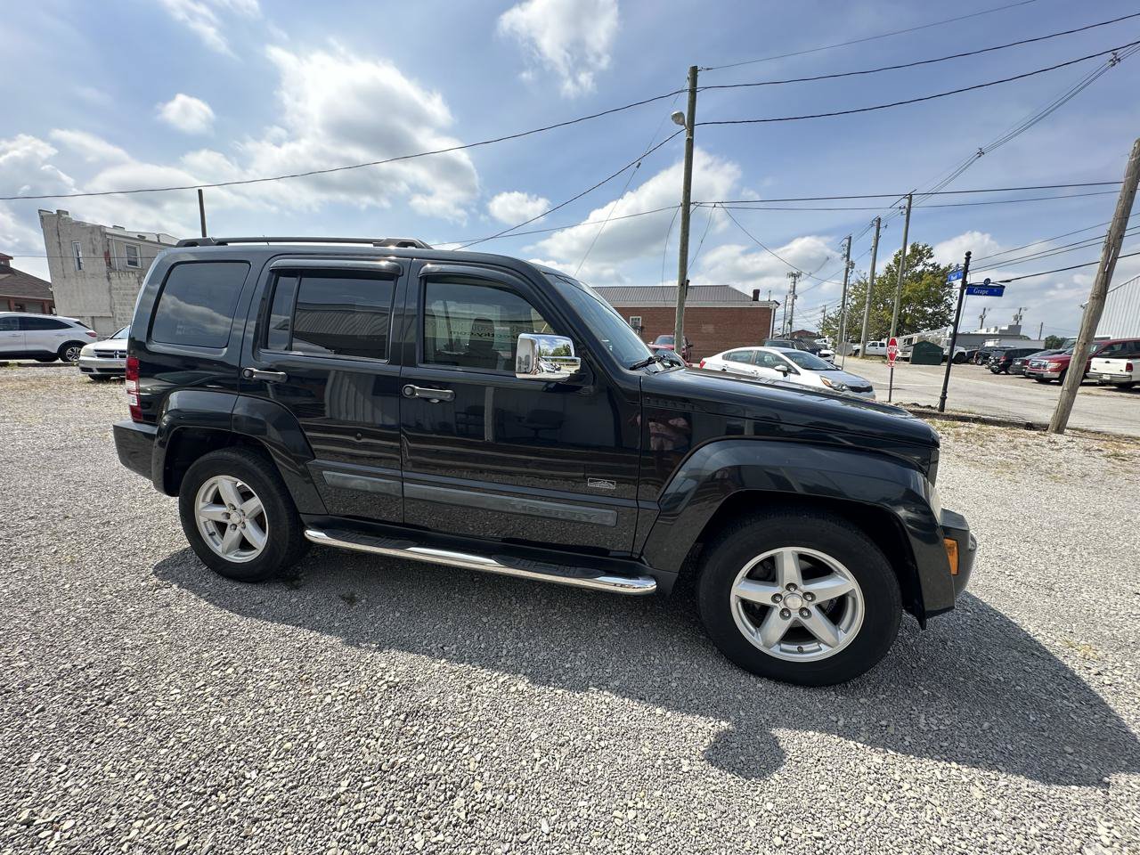 Used 2009 Jeep Liberty Sport AWD/4WD image 8
