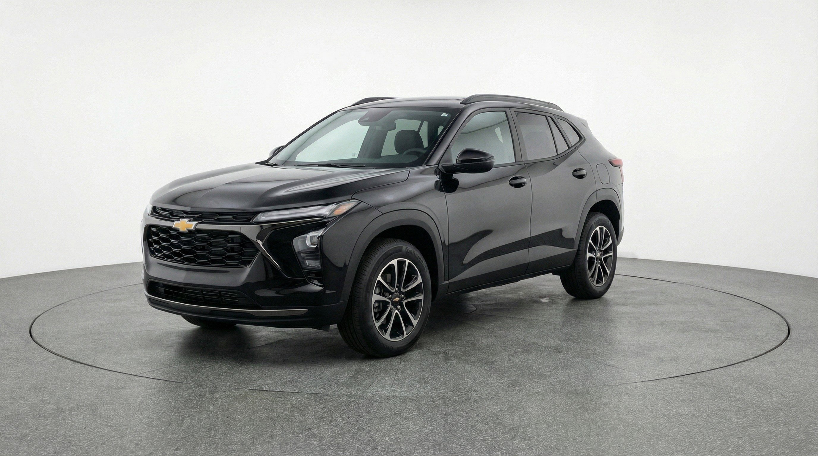 Used 2025 Chevrolet TrailBlazer LT FWD image 3