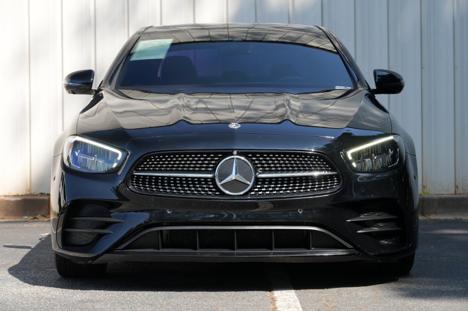 Used 2022 Mercedes-Benz E 350 Sedan w/ AMG Line Exterior image 6