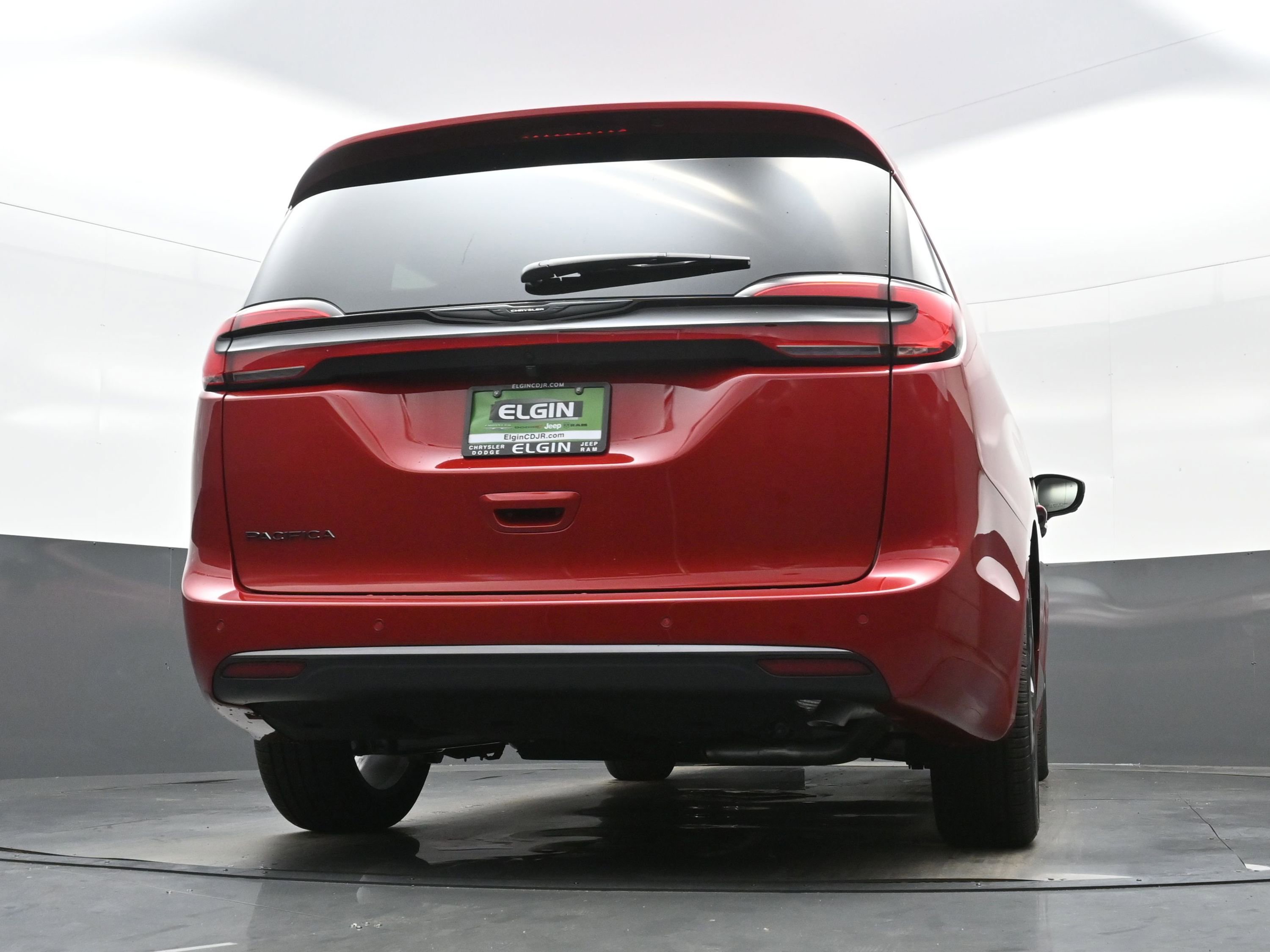 New 2026 Chrysler Pacifica Select image 15