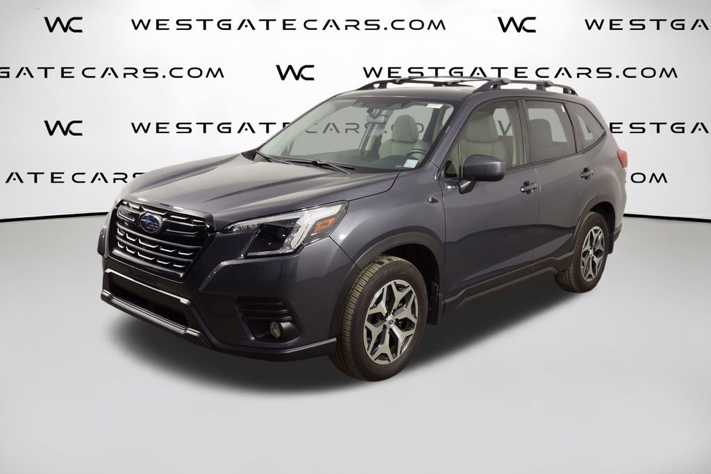 Used 2023 Subaru Forester Premium image 1