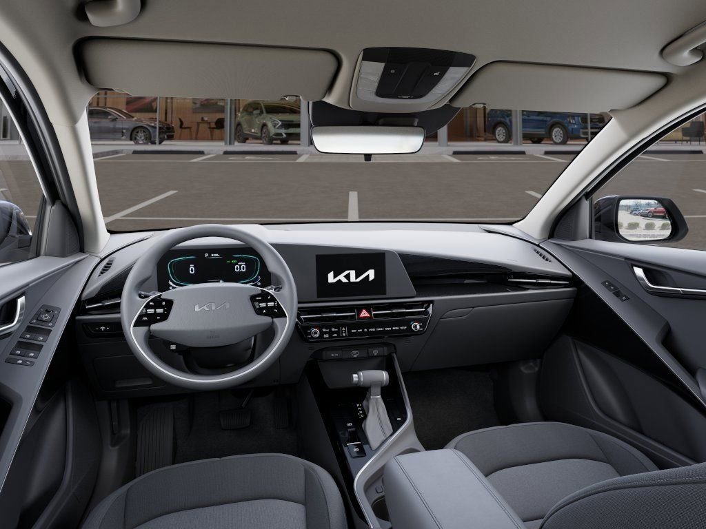 New 2024 Kia Niro LX image 14