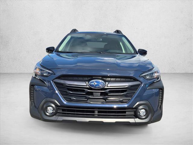 Used 2025 Subaru Outback Premium AWD/4WD image 2