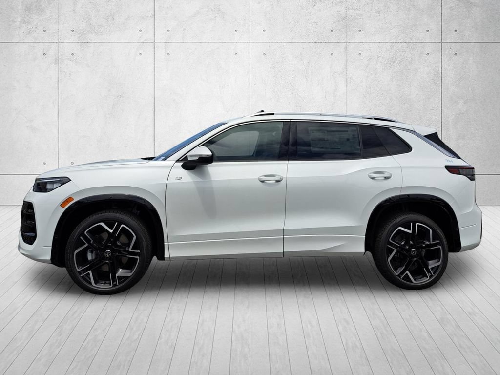 New 2026 Volkswagen Tiguan SEL R-Line AWD/4WD image 8