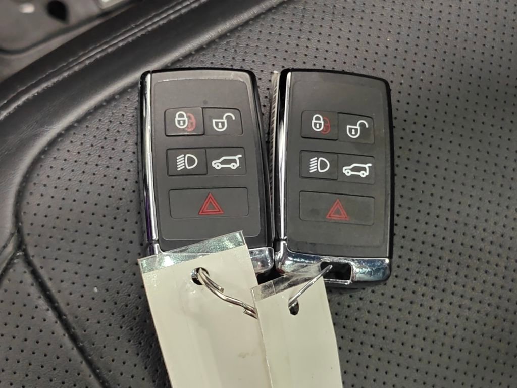 Used 2021 Land Rover Range Rover Westminster Edition image 17