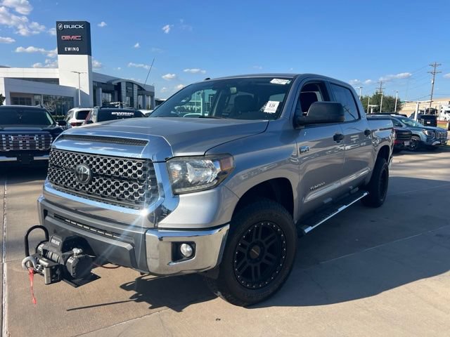 Used 2018 Toyota Tundra SR5 w/ SR5 Upgrade Package AWD/4WD image 2