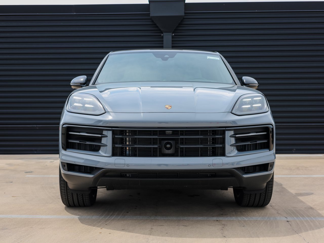 New 2025 Porsche Cayenne E-Hybrid Coupe image 10