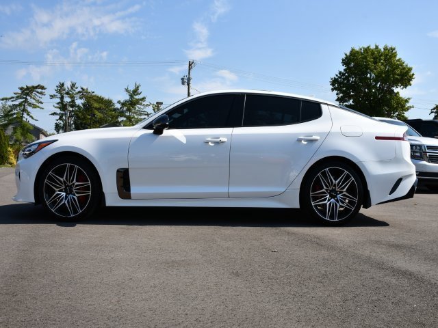 Used 2022 Kia Stinger GT2 image 4