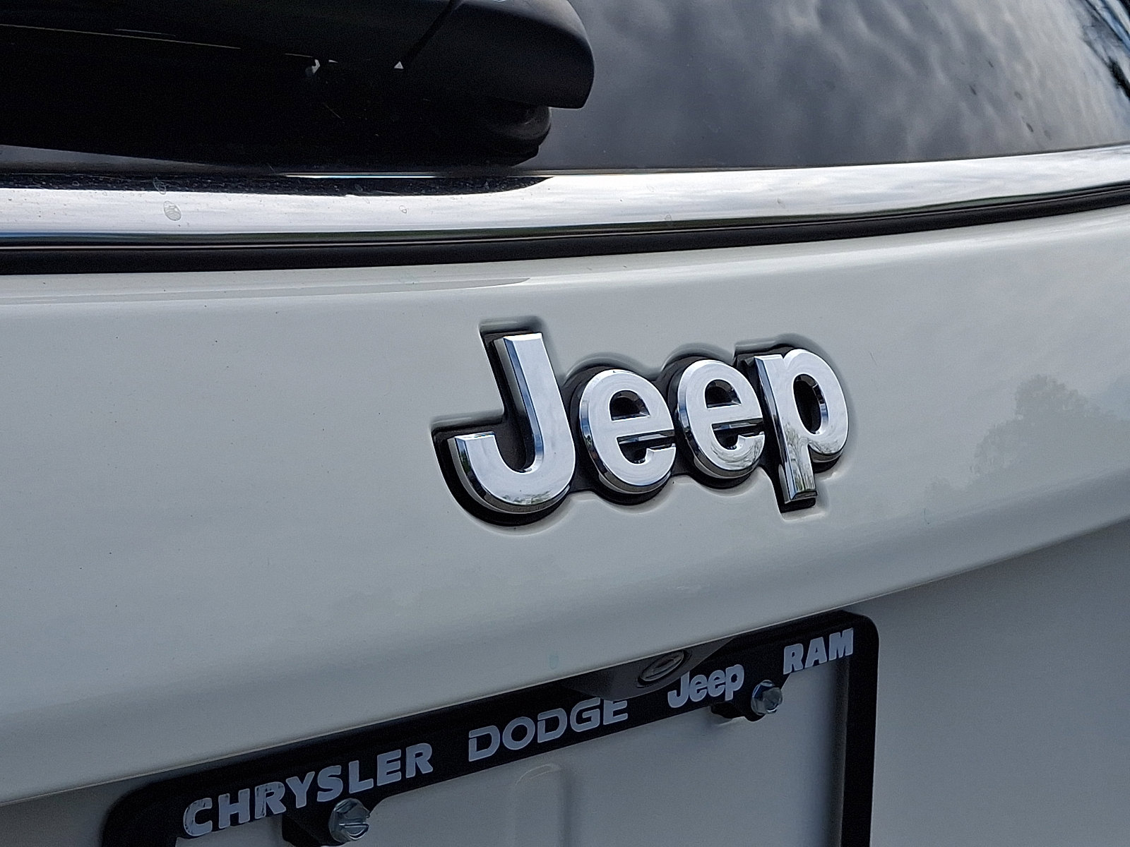 Certified 2020 Jeep Compass Latitude AWD/4WD image 29
