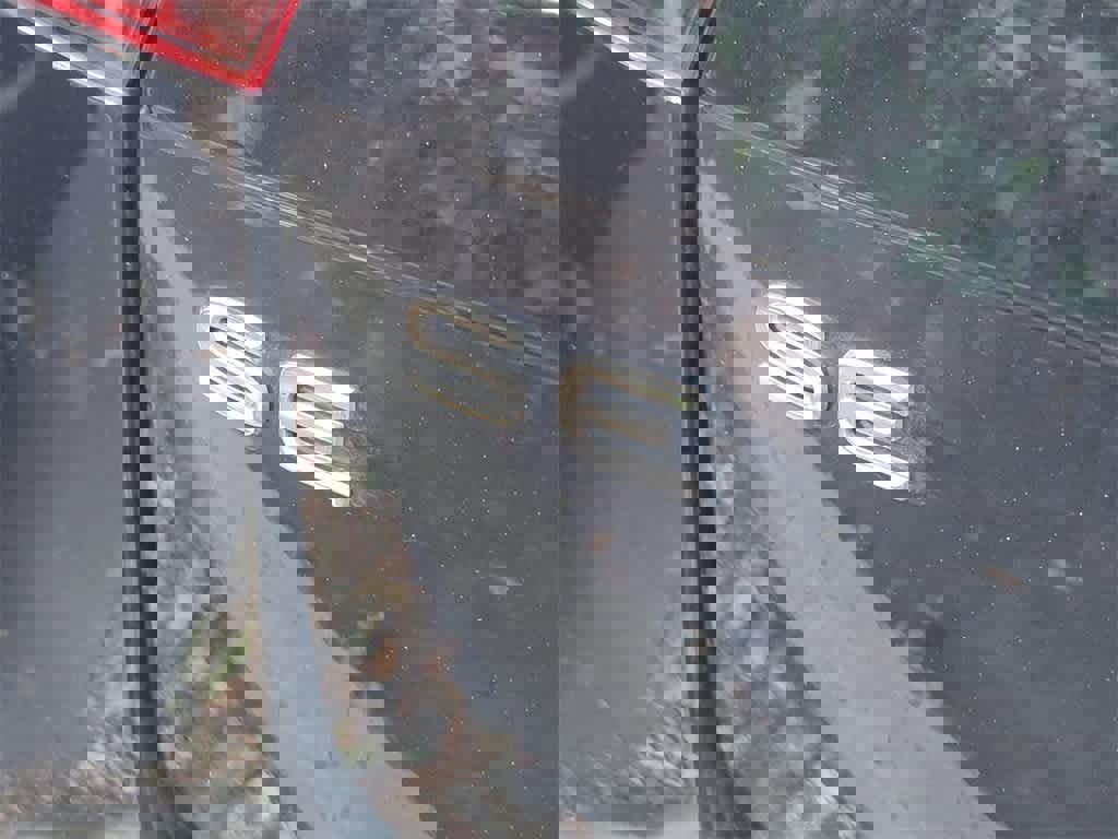 Used 2024 Volkswagen Tiguan SE R-Line image 7