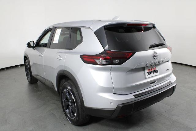 Certified 2025 Nissan Rogue SV image 4