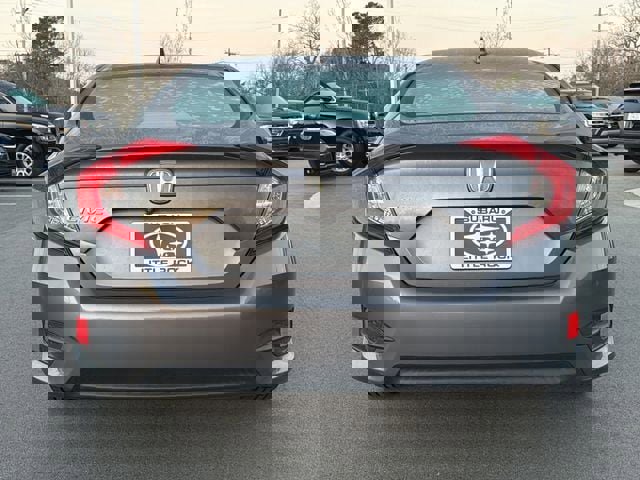 Used 2018 Honda Civic EX image 7