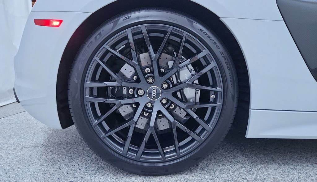 Used 2018 Audi R8 V10 plus image 13