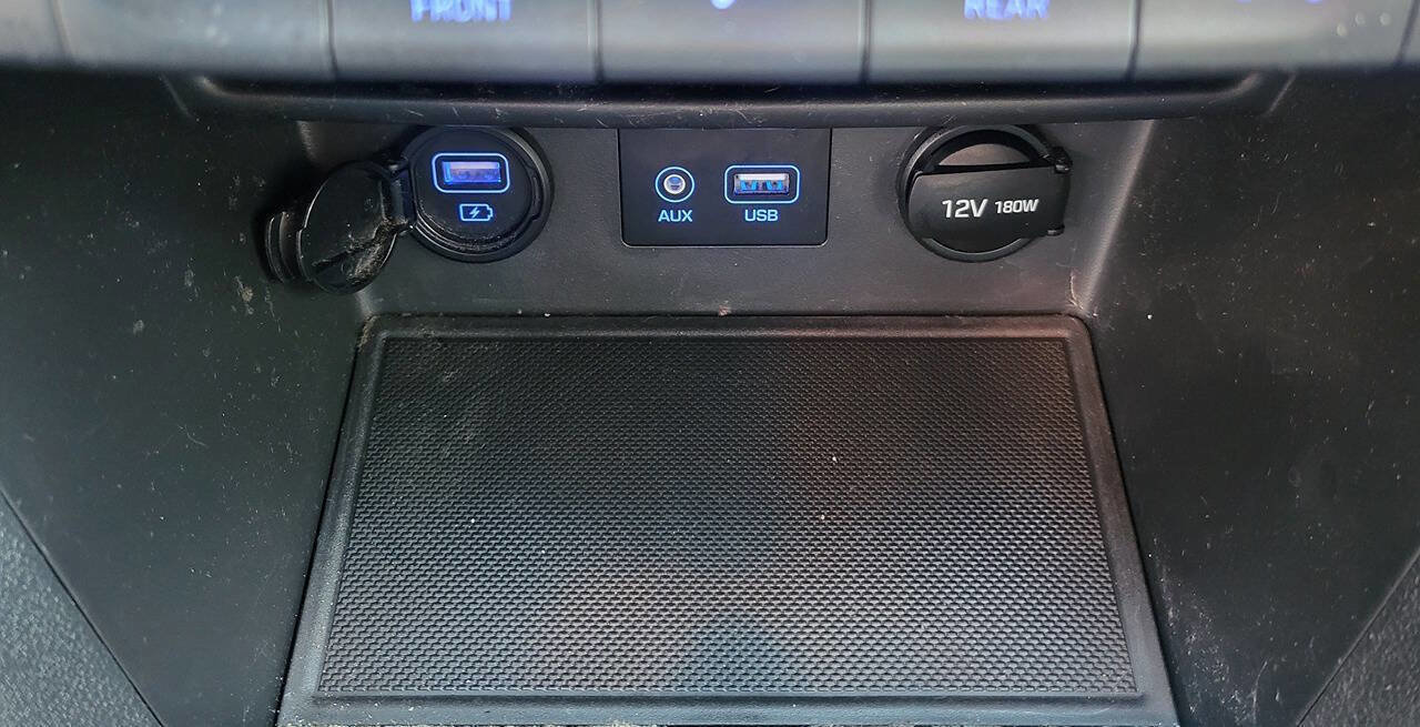 Used 2019 Hyundai Kona Limited image 17