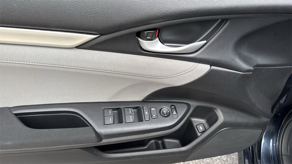 Used 2018 Honda Civic EX image 40