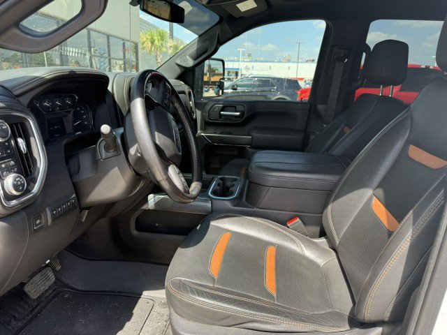 Used 2023 GMC Sierra 2500 AT4 AWD/4WD image 3