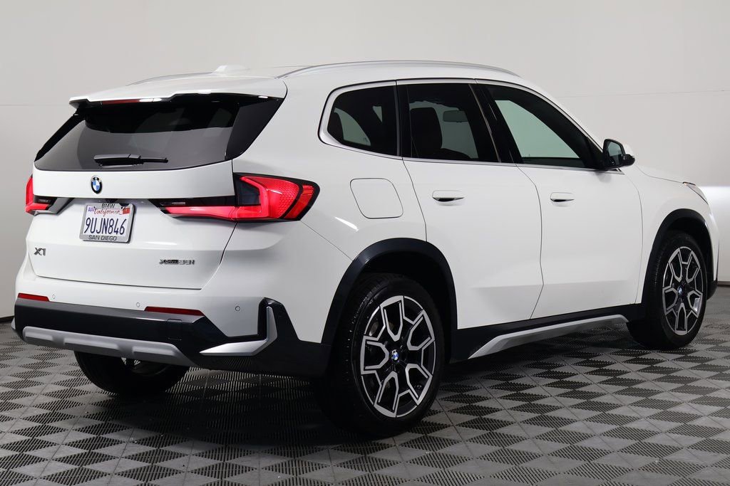 Used 2025 BMW X1 xDrive28i w/ Convenience Package image 4