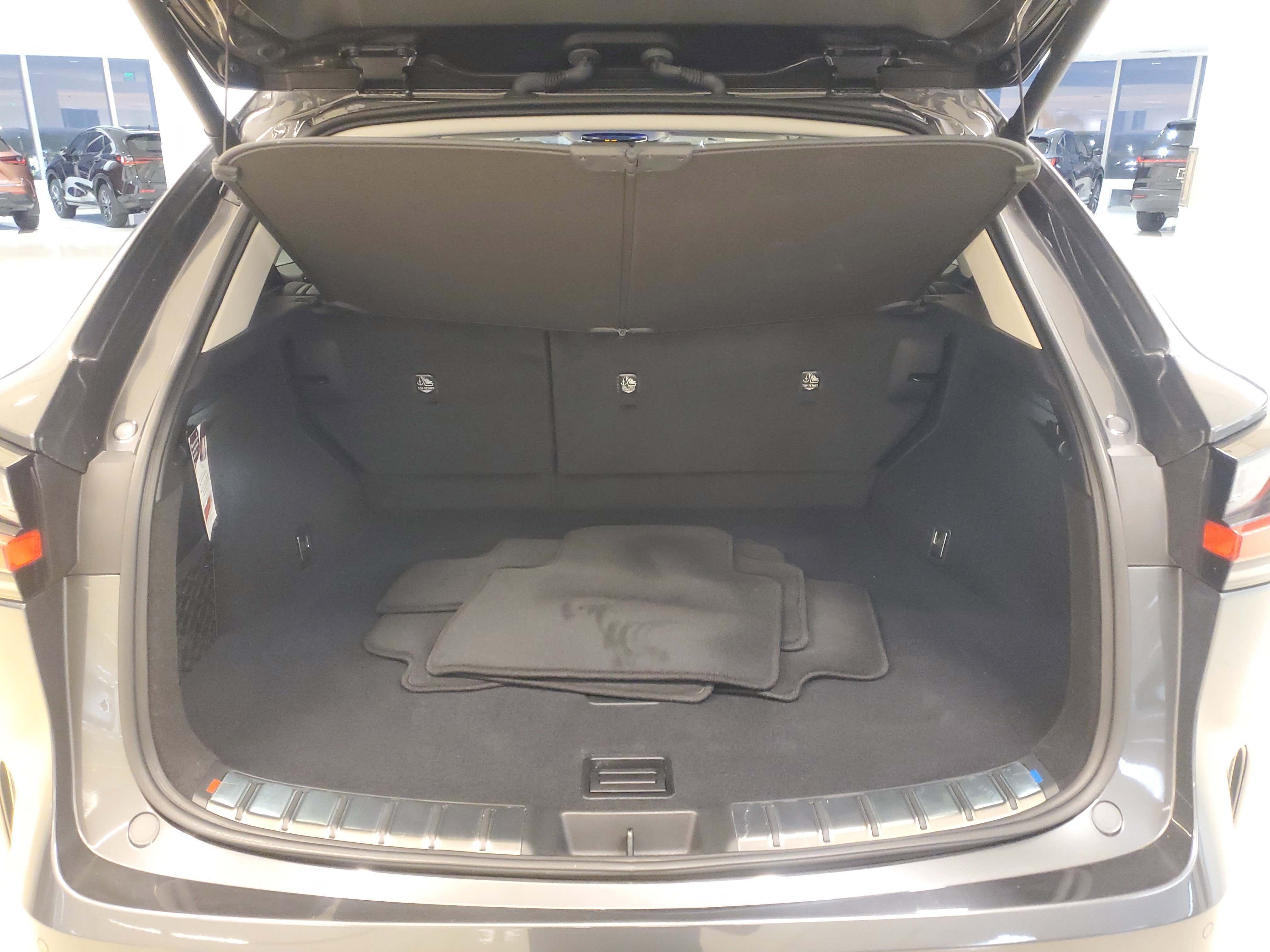 Certified 2025 Lexus NX 250 FWD w/ Premium Package image 12