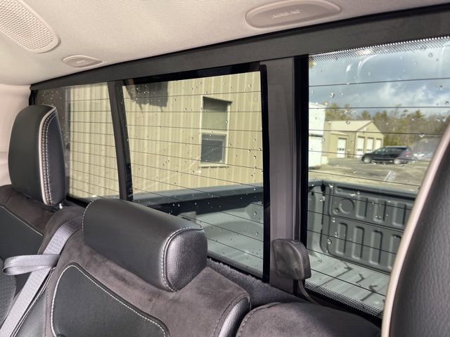 Used 2022 RAM 1500 Laramie AWD/4WD image 18