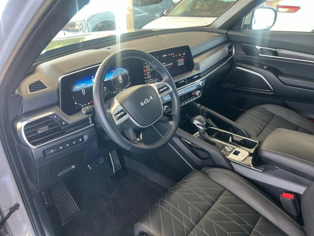 Certified 2025 Kia Telluride SX X-Line AWD/4WD image 6