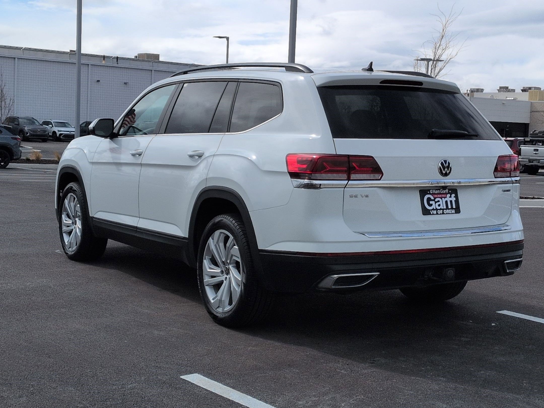 Used 2023 Volkswagen Atlas SE image 9