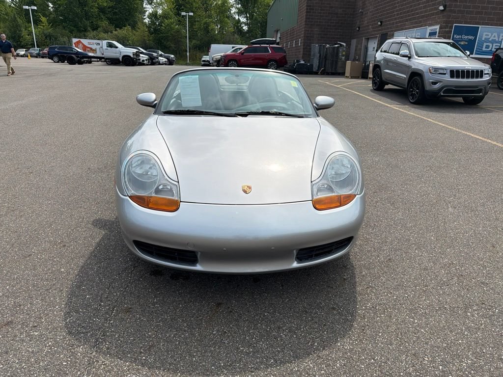 Used 2001 Porsche Boxster RWD image 3