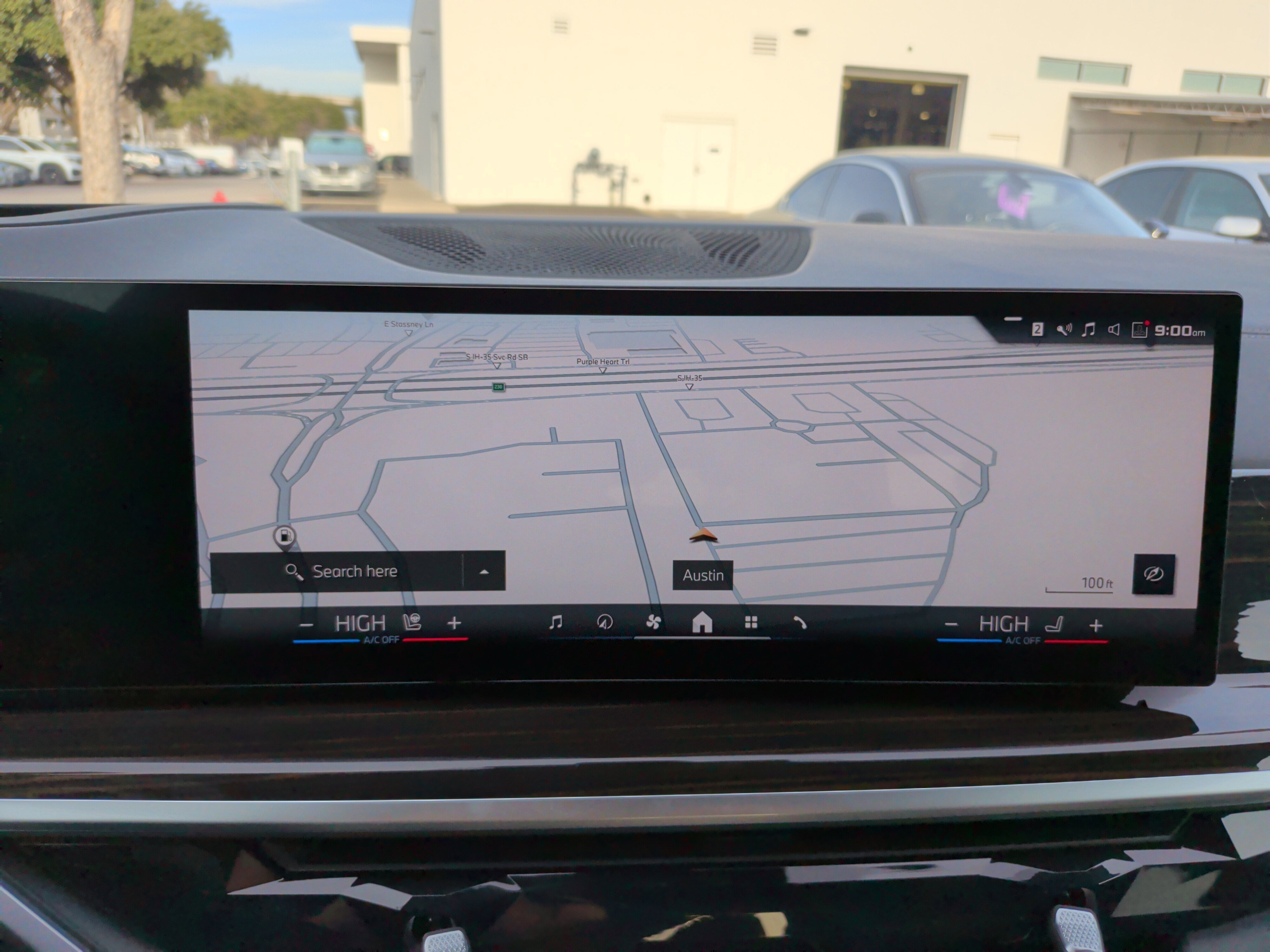 Certified 2025 BMW X5 M60i w/ Climate Comfort Package image 17