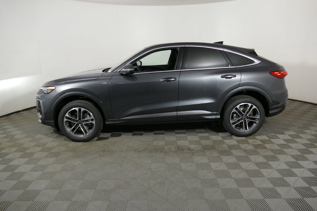 New 2026 Audi Q5 Premium Plus AWD/4WD image 6
