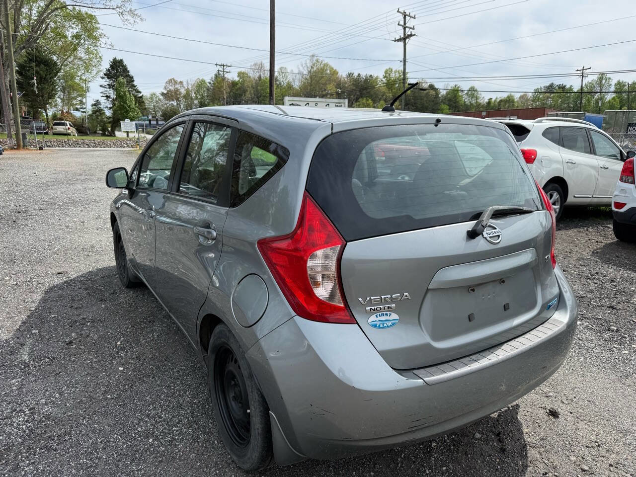 Used 2014 Nissan Versa Note SV FWD image 18