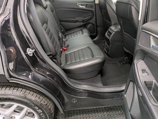 Used 2022 Ford Edge SEL w/ Convenience Package image 26