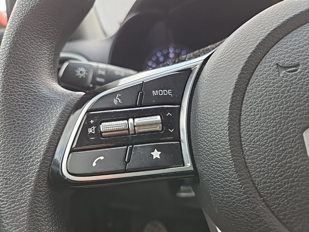 Certified 2023 Kia Forte LXS FWD image 14