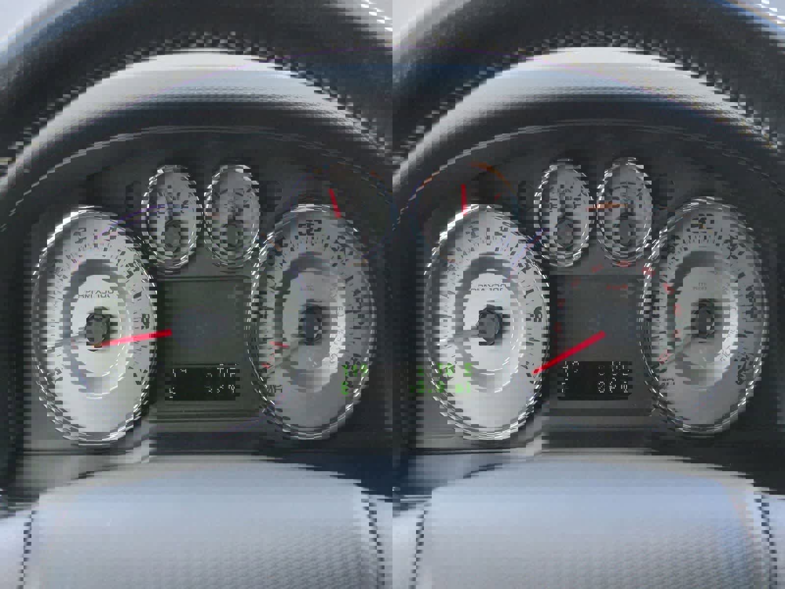 Used 2010 Ford Edge Limited AWD/4WD image 32