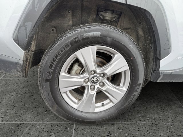 Used 2025 Toyota RAV4 LE image 10