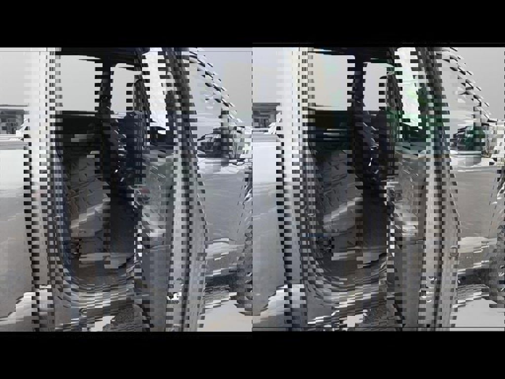 New 2025 Ford F150 Platinum w/ Equipment Group 702A High image 25