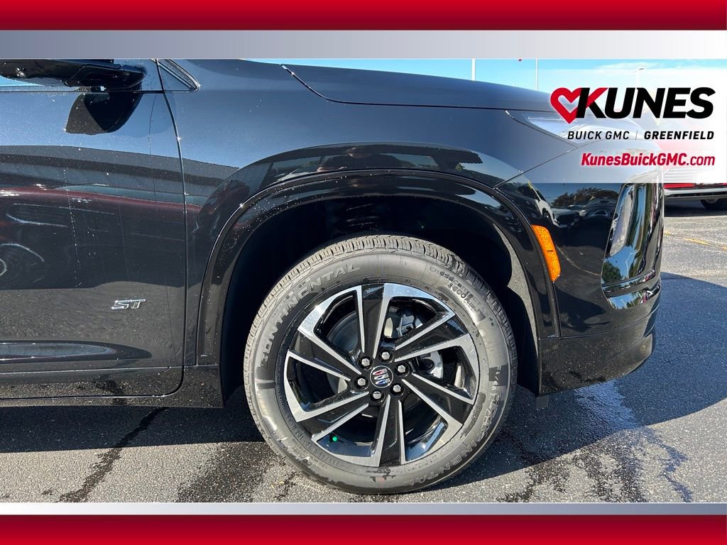 New 2026 Buick Enclave Sport Touring w/ LPO, Floor Liner Package image 18