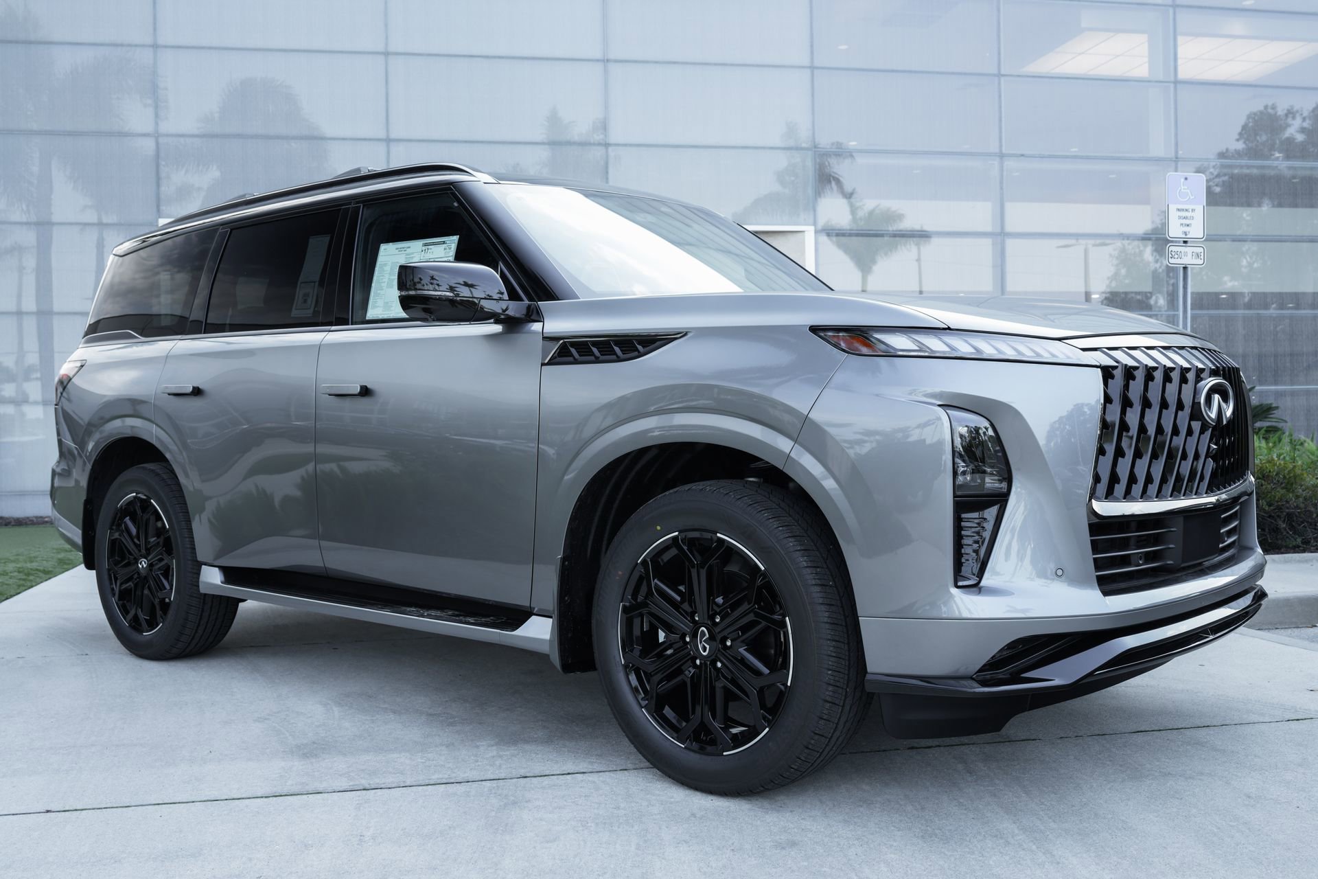 New 2026 INFINITI QX80 4WD w/ Sport Exterior Package image 3