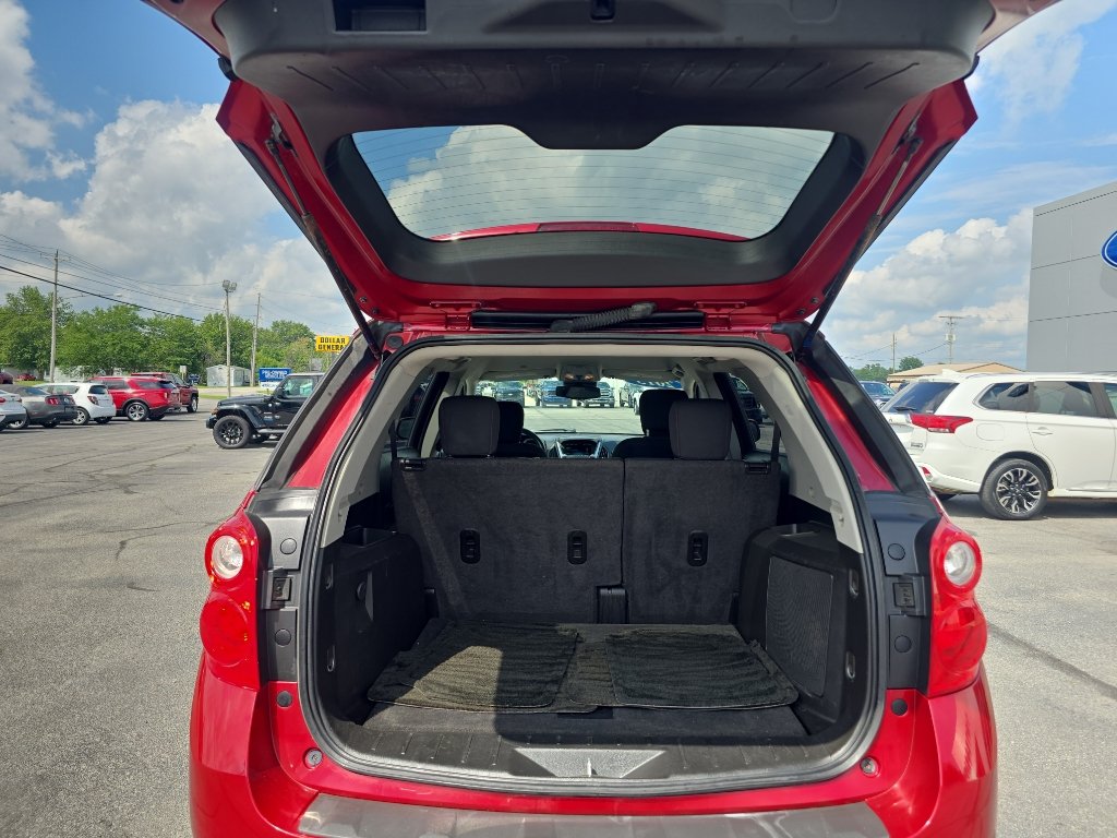 Used 2015 Chevrolet Equinox LT w/ Driver Convenience Package AWD/4WD image 11