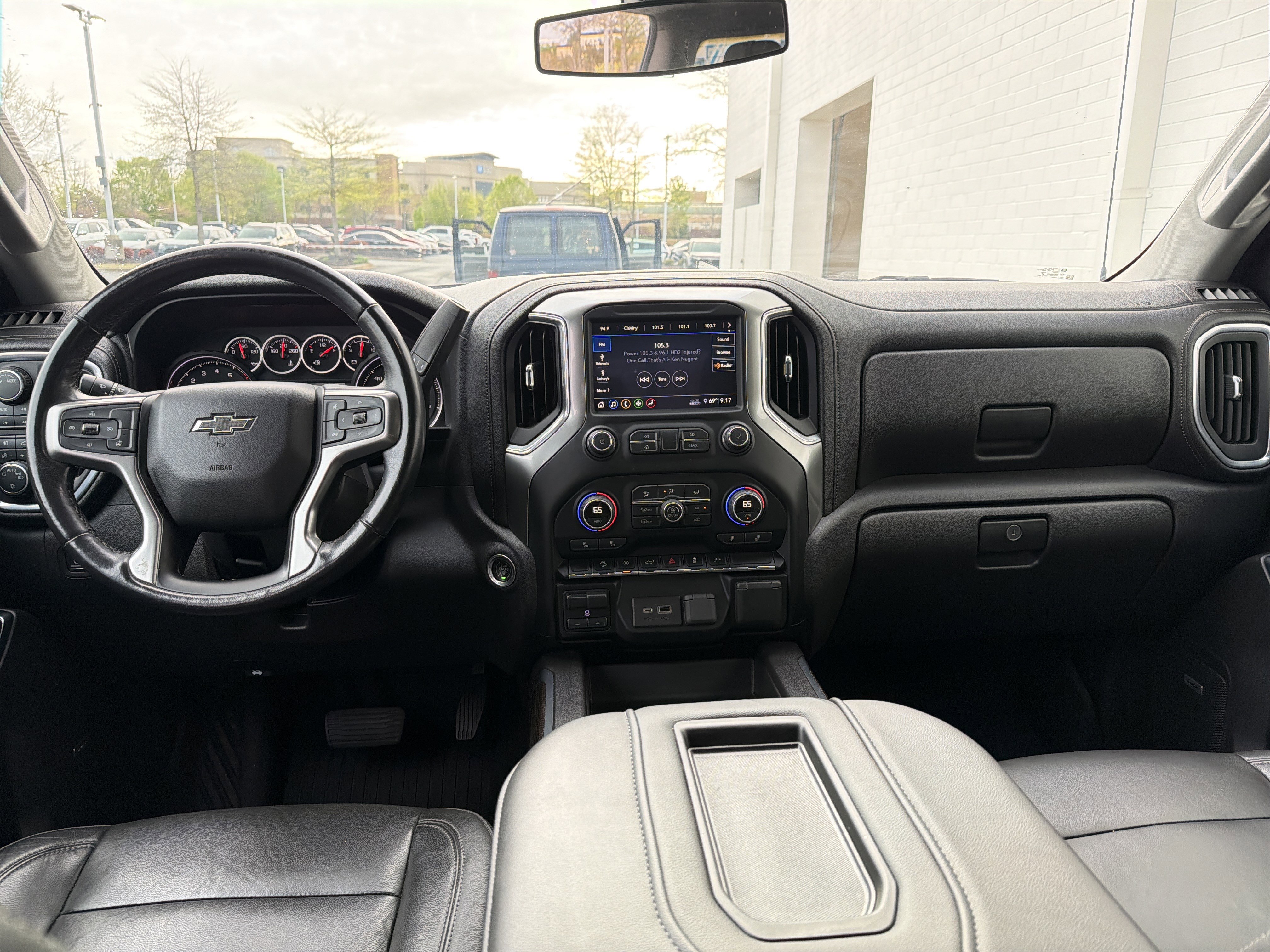 Used 2020 Chevrolet Silverado 1500 RST image 30