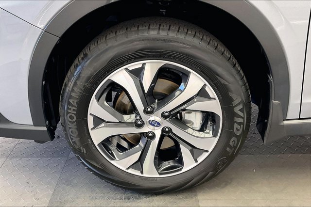Used 2020 Subaru Outback Limited XT w/ Popular Package #2 AWD/4WD image 8
