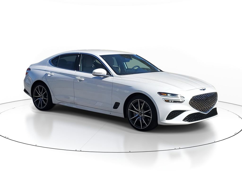 Used 2025 Genesis G70 2.5T image 2