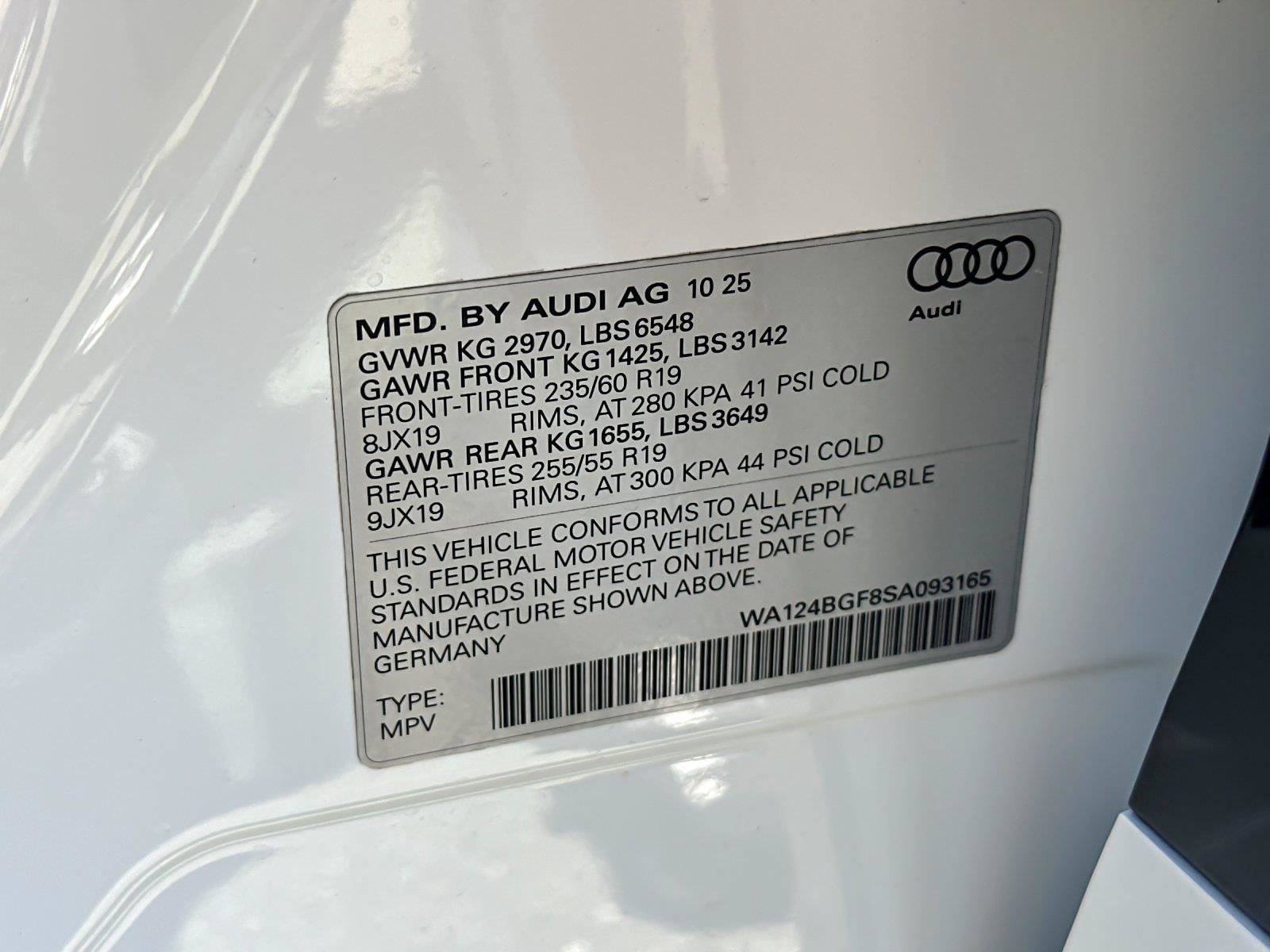 Certified 2025 Audi Q6 e-tron Premium Plus AWD/4WD image 29