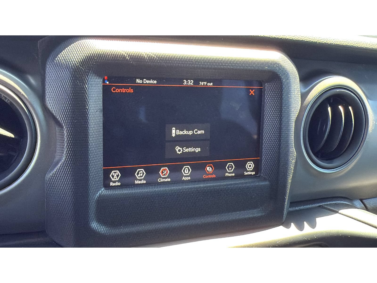 Used 2022 Jeep Wrangler Unlimited Sport AWD/4WD image 21