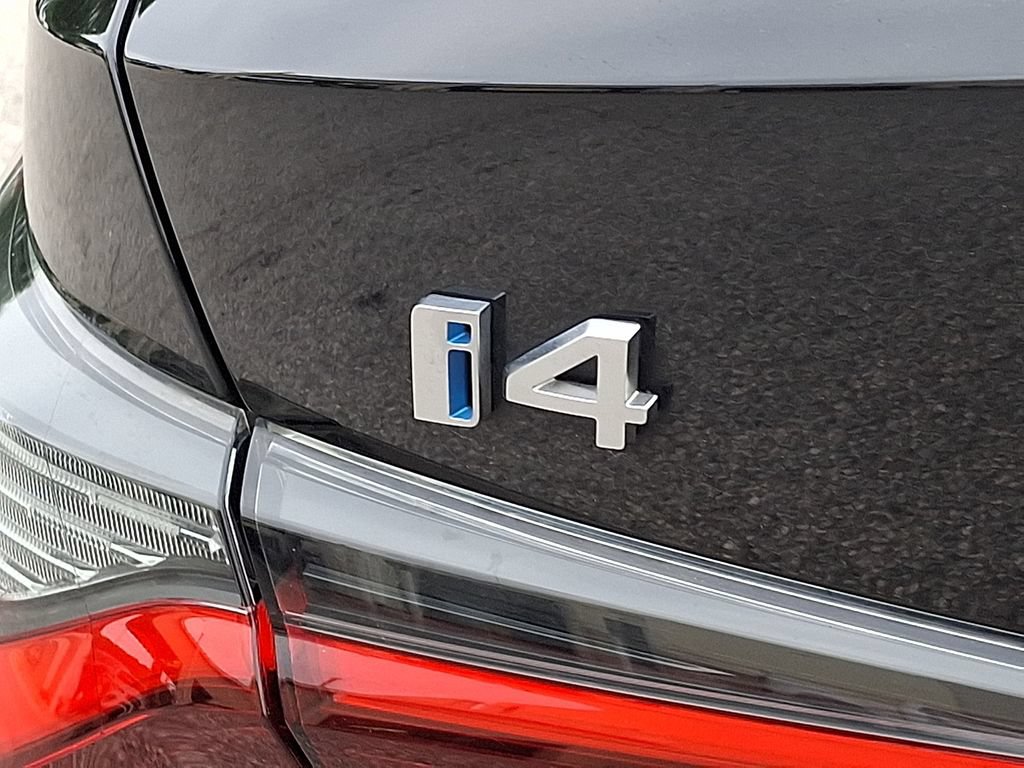 Used 2023 BMW i4 eDrive40 w/ Premium Package RWD image 34